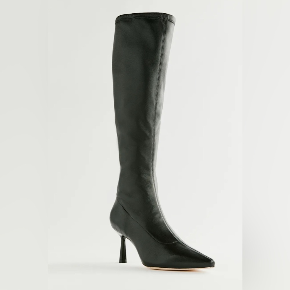 Reformation Sinead knee boot